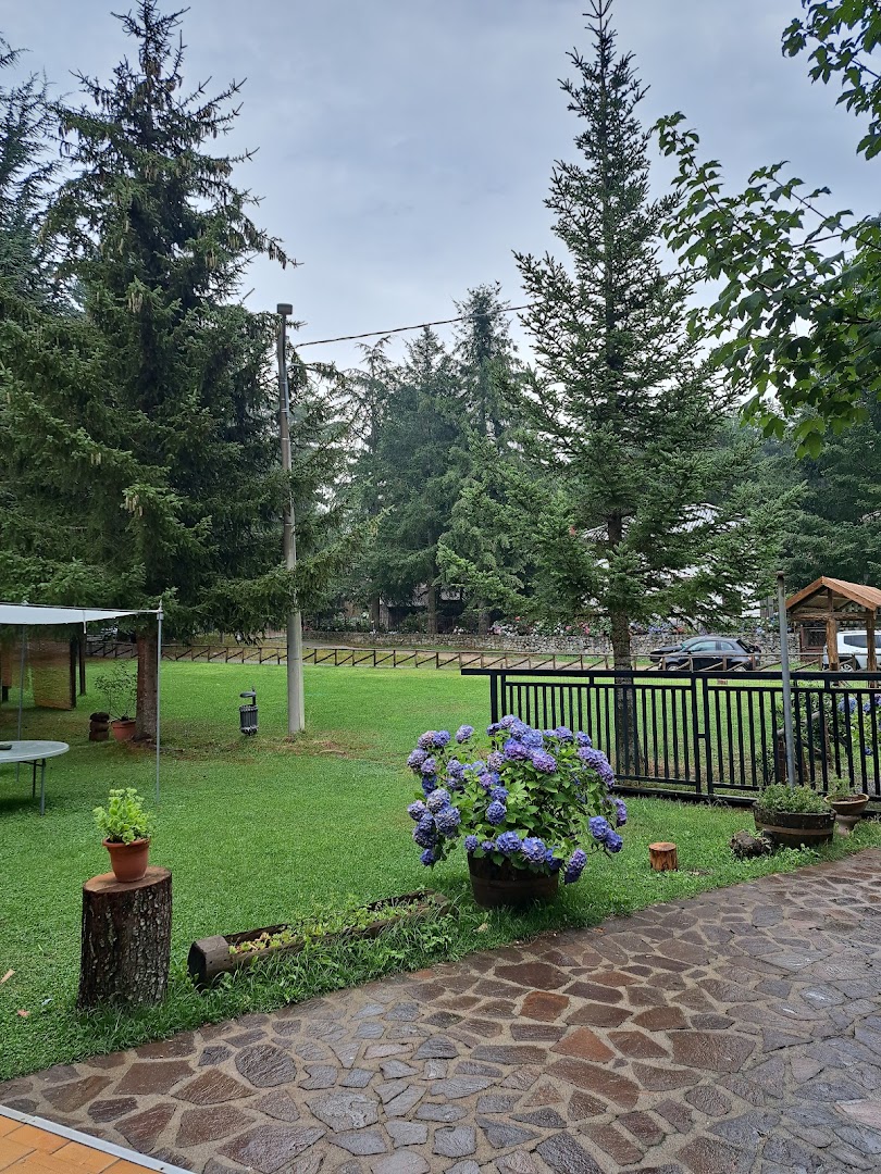 Camping Ampollino