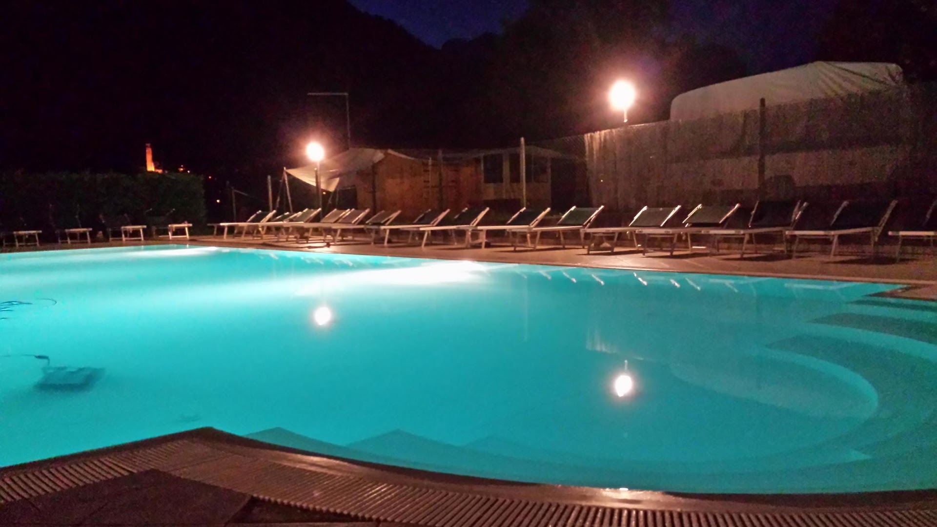 Camping Calavise Pizzeria "Le Peze"