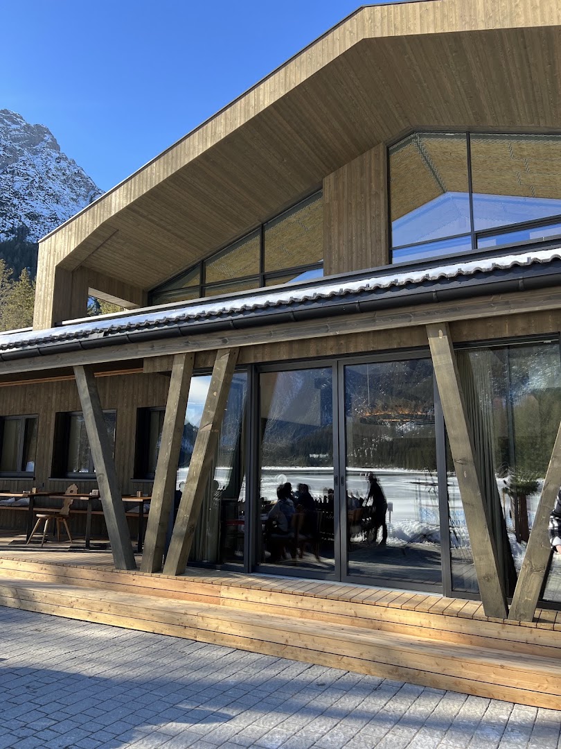 Camping - Ristorante Lago di Dobbiaco Il Fienile