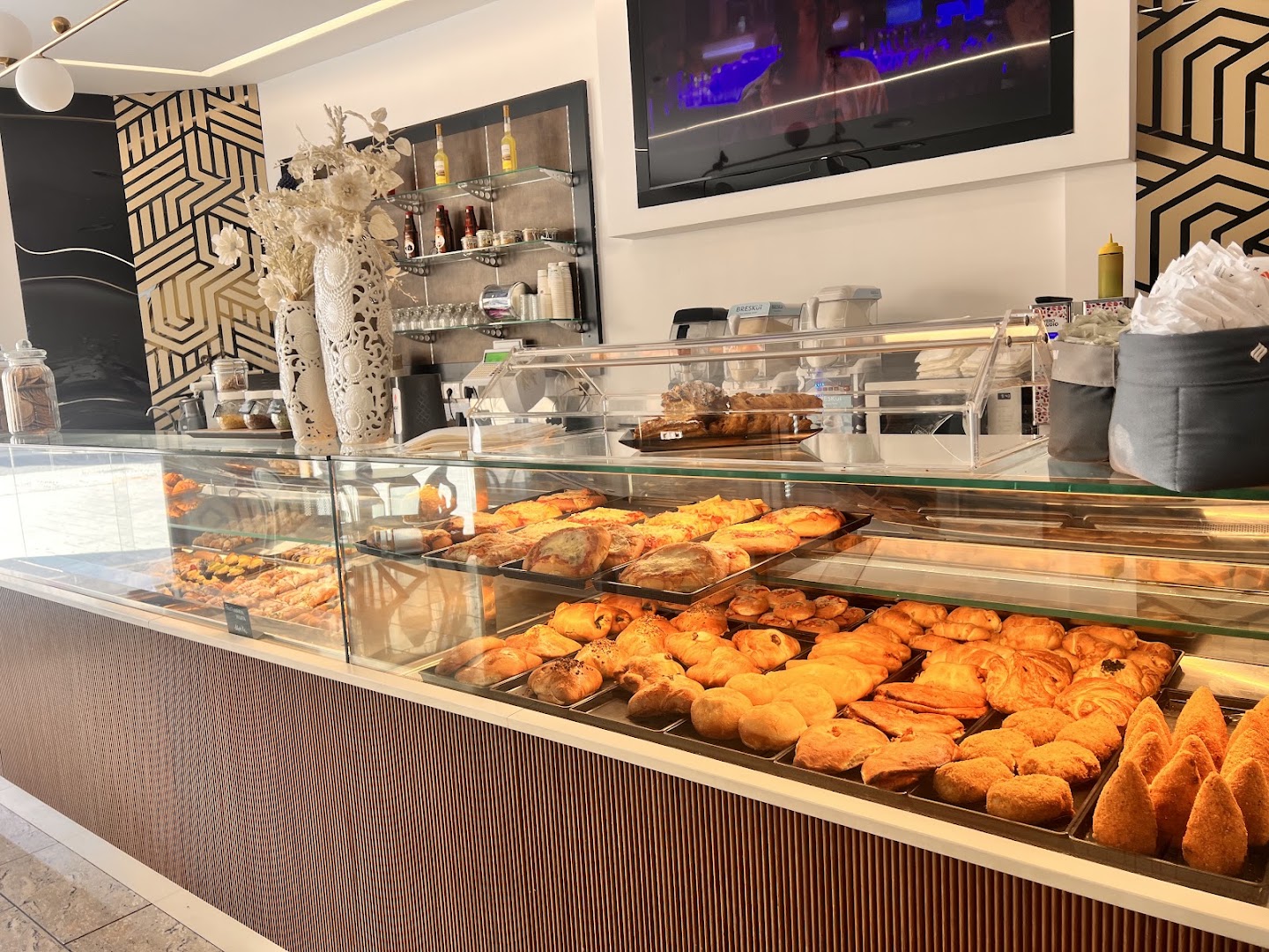 Candiano Noto - Bar, Pasticceria, Gelateria, Drinks