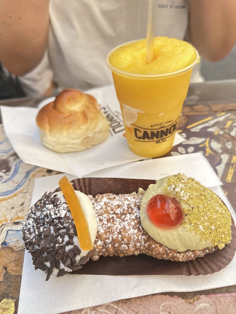 Cannoli&Co