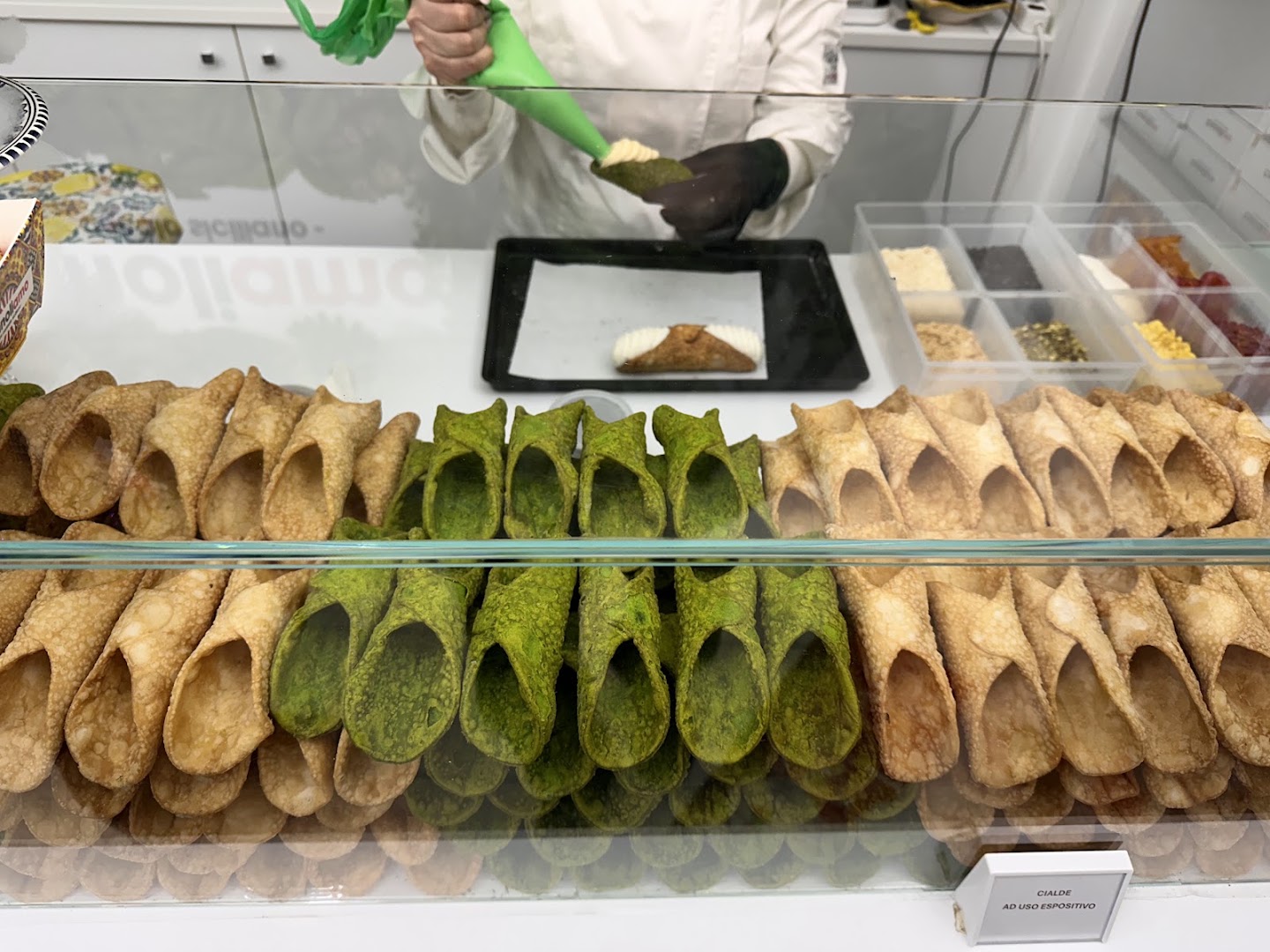 Cannoliamo • Il Vero Cannolo Siciliano | Noto
