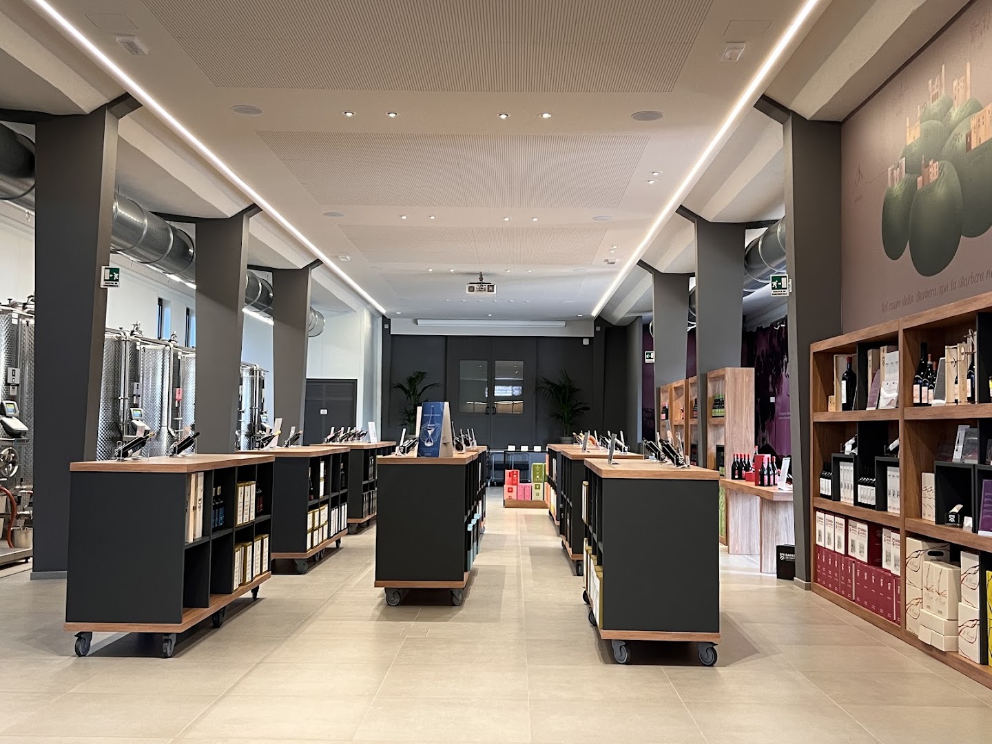 Cantina Sociale Barbera dei Sei Castelli - Punto Vendita, Castelnuovo Calcea