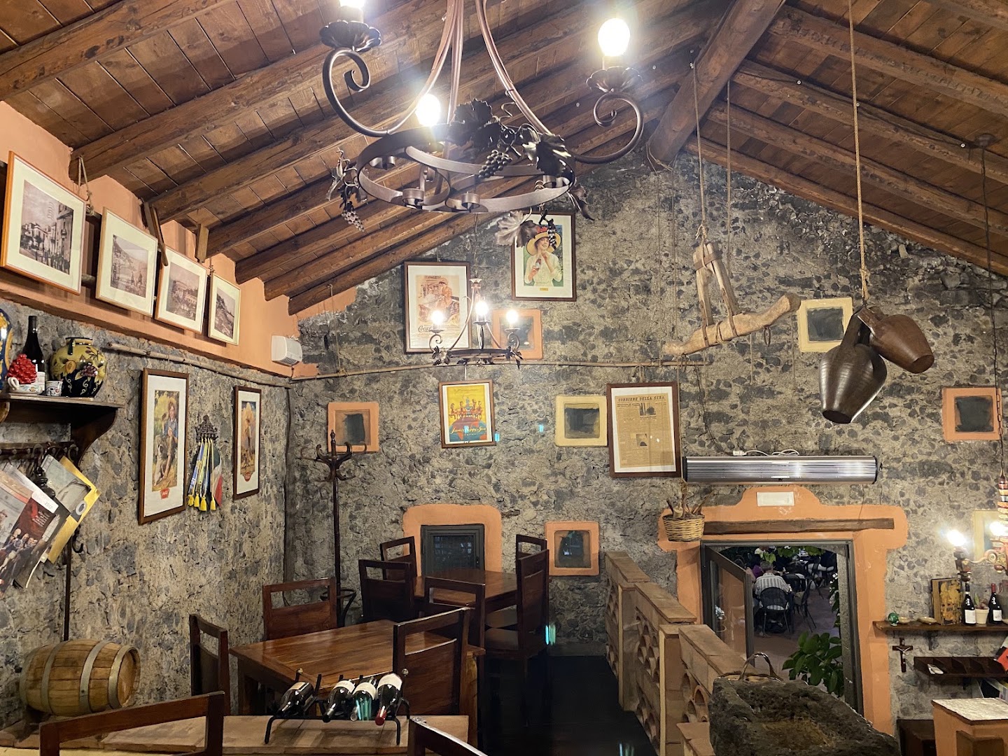 Cantine di Loreto, Acireale