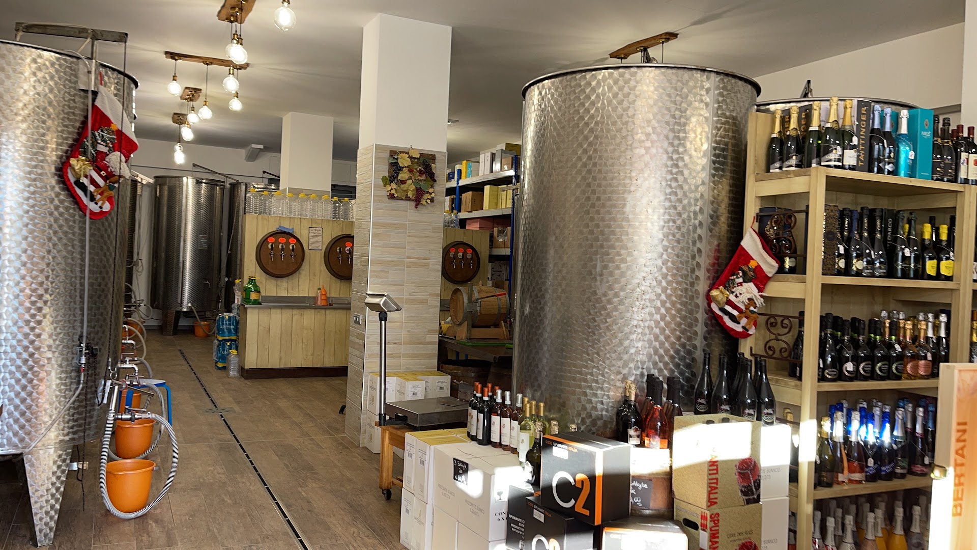 Cantine Raggio Di Raffaetta Marco