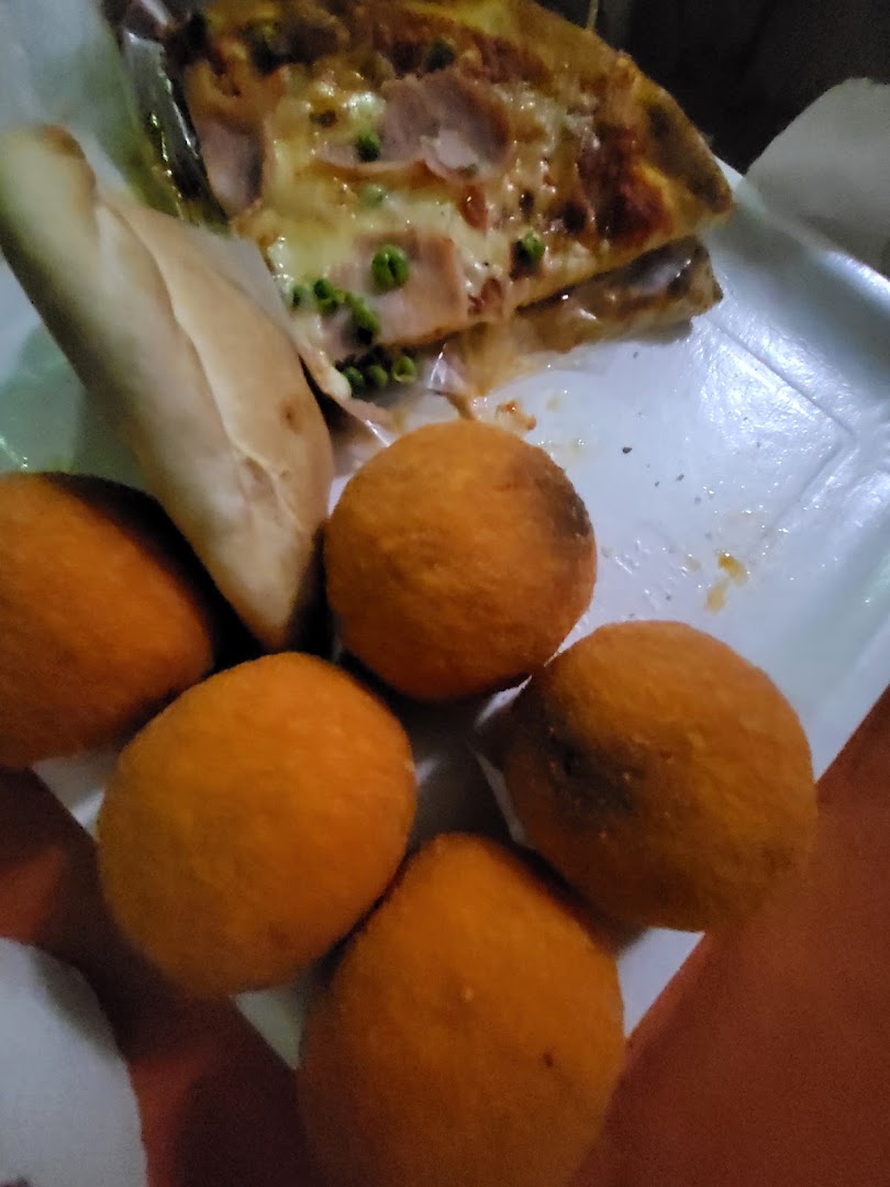 Capital Food Pizzeria