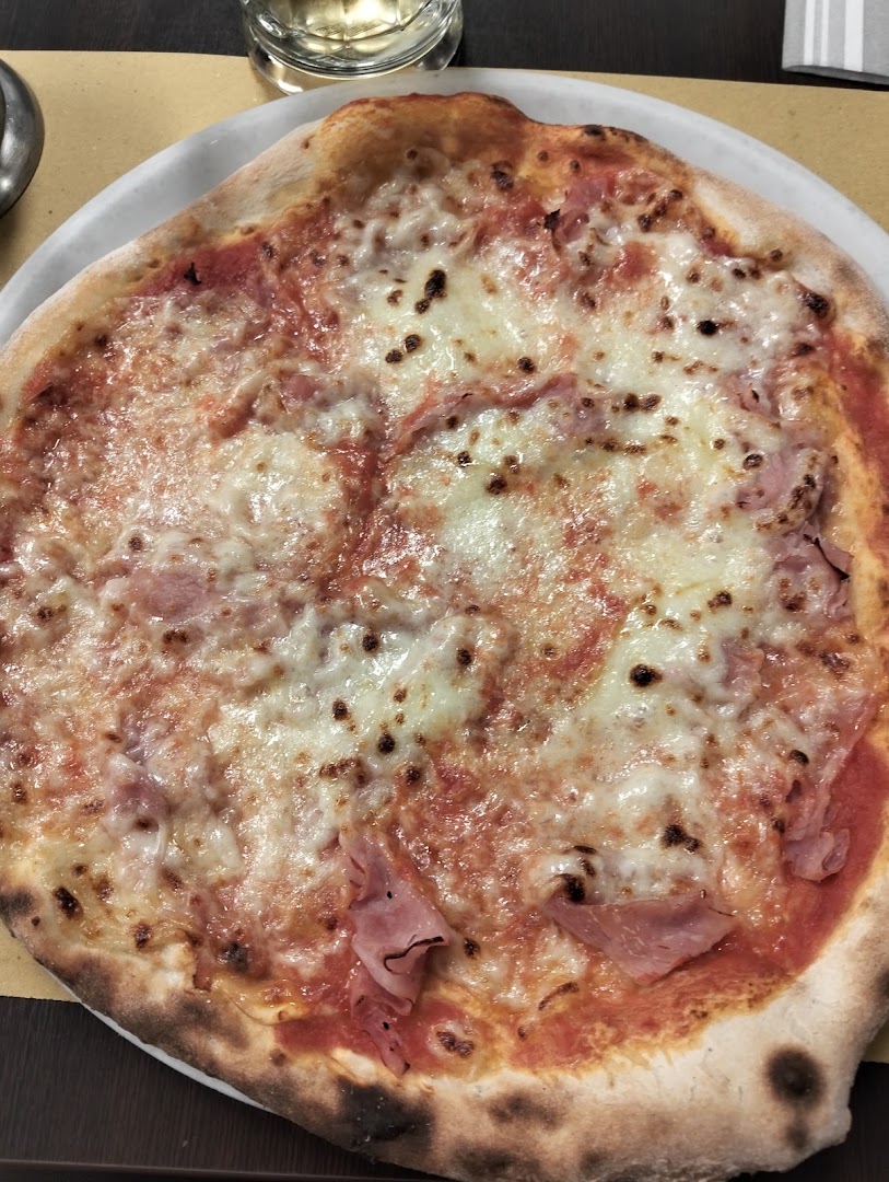 Capo Borgo Pizzeria Focacceria