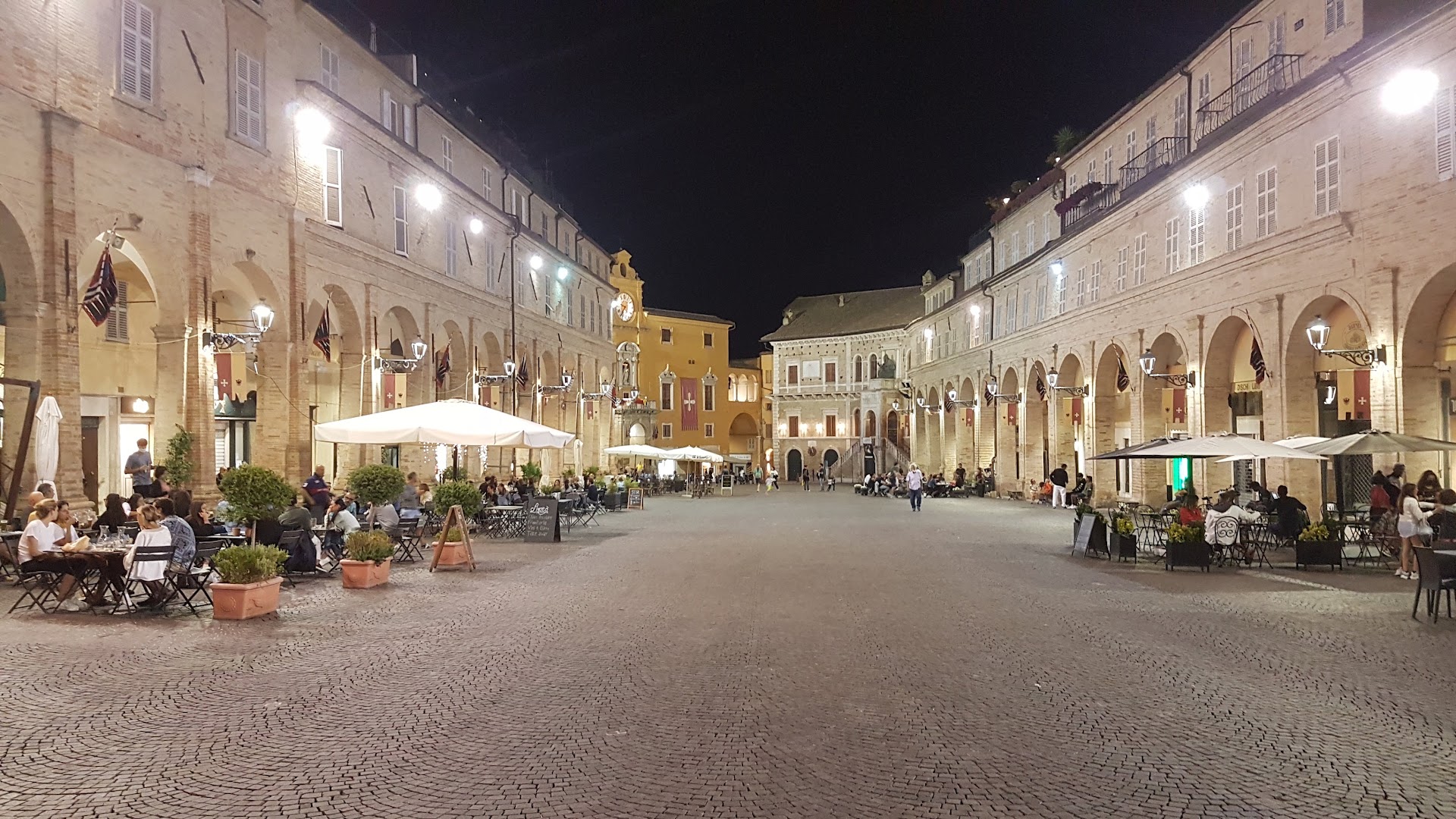 Capolinea Cafè & Restaurant, Fermo