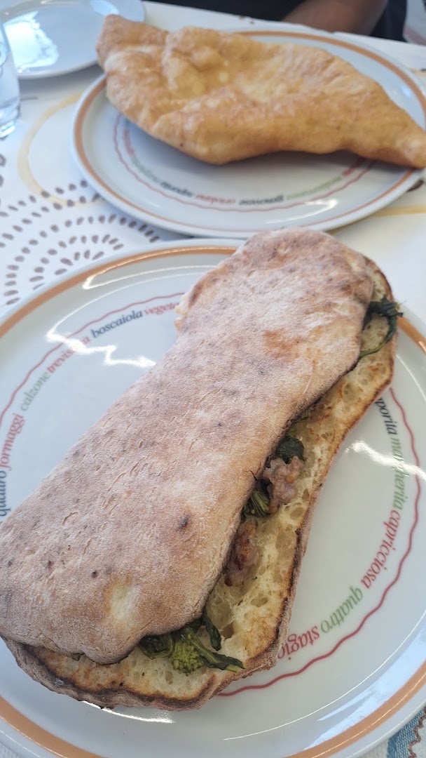 Capricci Di Gola Agerola. Pizzeria-Trattoria