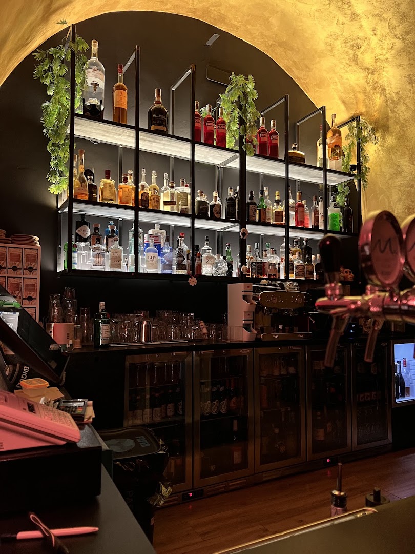 Capsula Bar