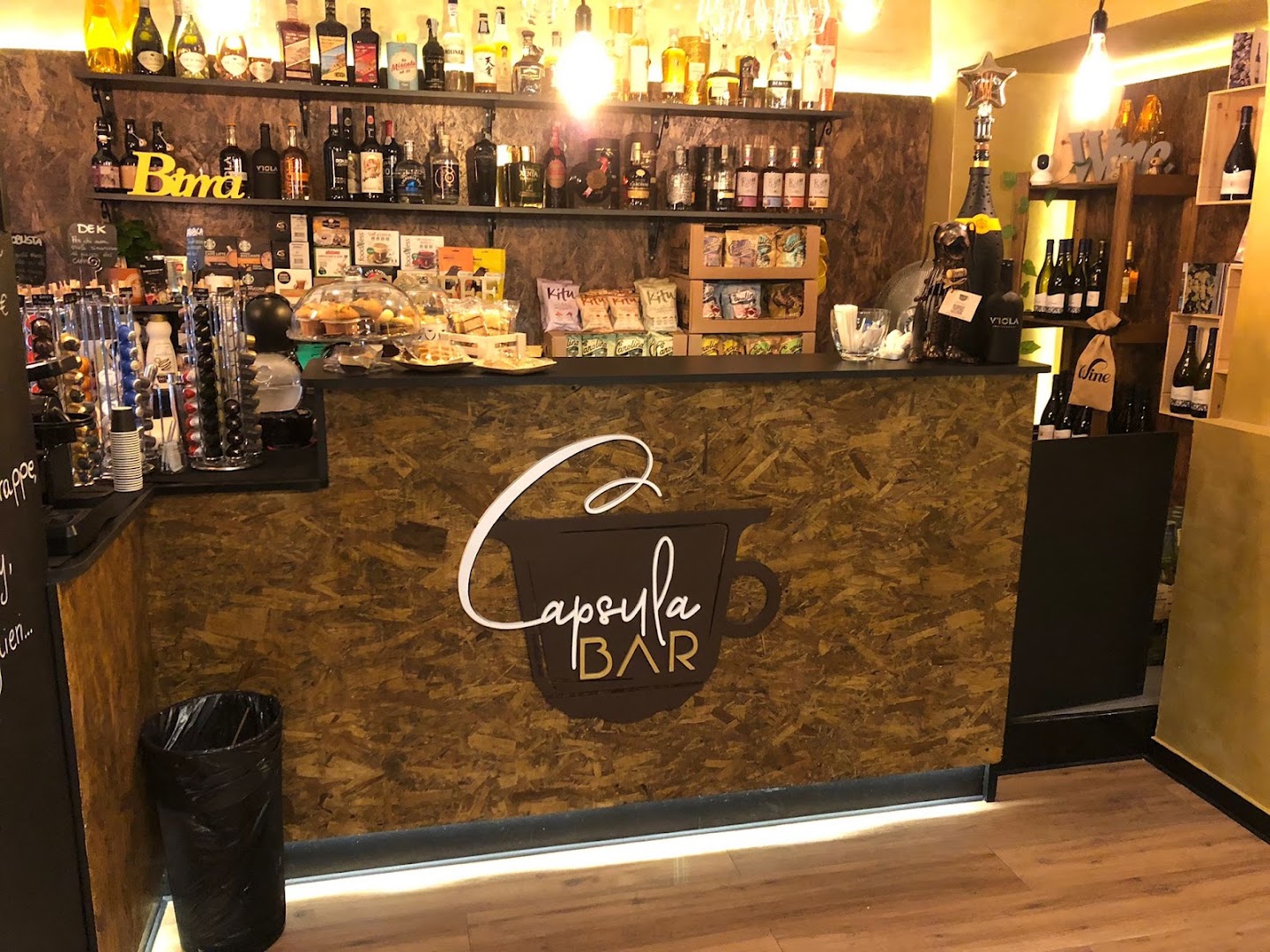 Capsula Bar