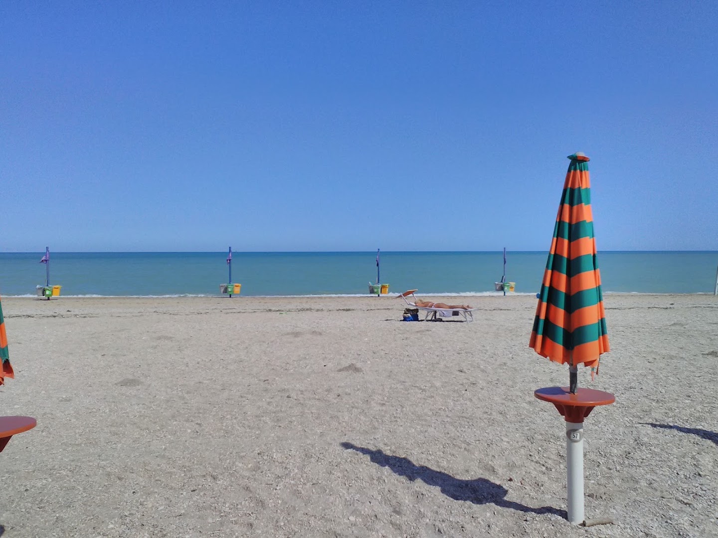 Caracoles Ristorante di pesce e stabilimento balneare