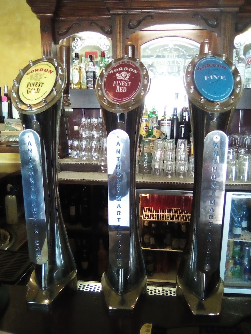 Caraffa's Pub