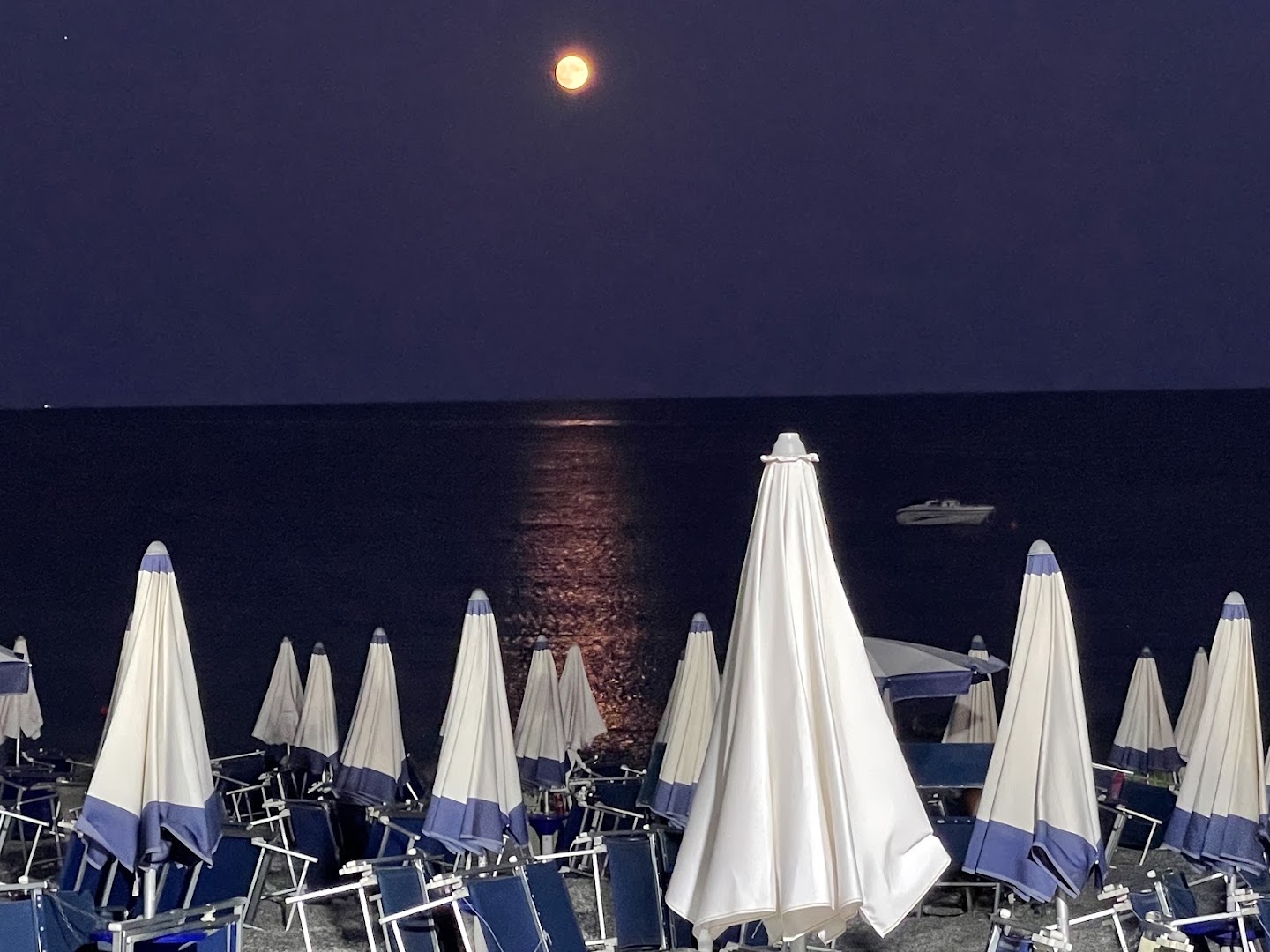 Caramella Beach Club