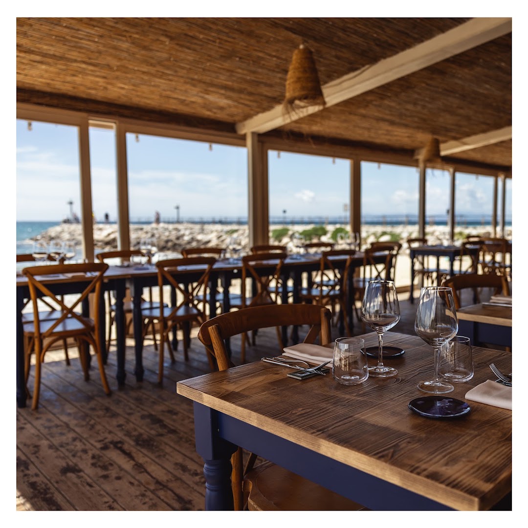Carbonifera - Beach Bar & Restaurant
