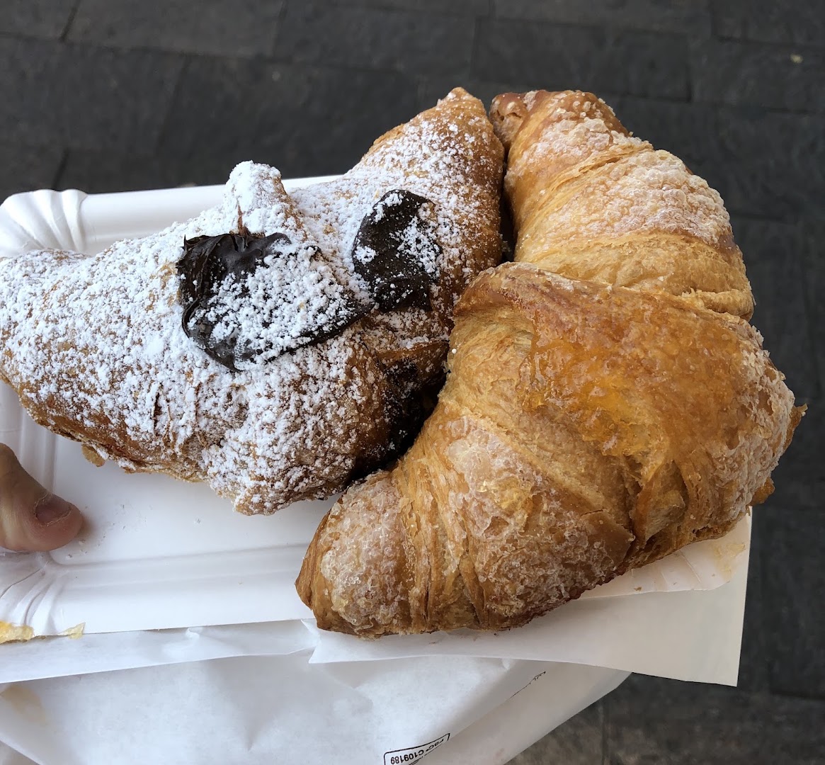 Carnelli's Bakery