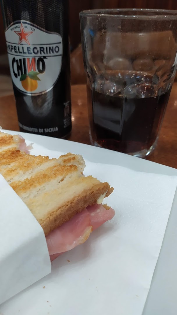 Caroli Inn Pub Caffetteria