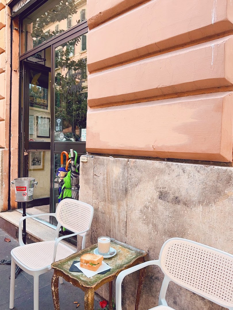 Carré Monti, Roma