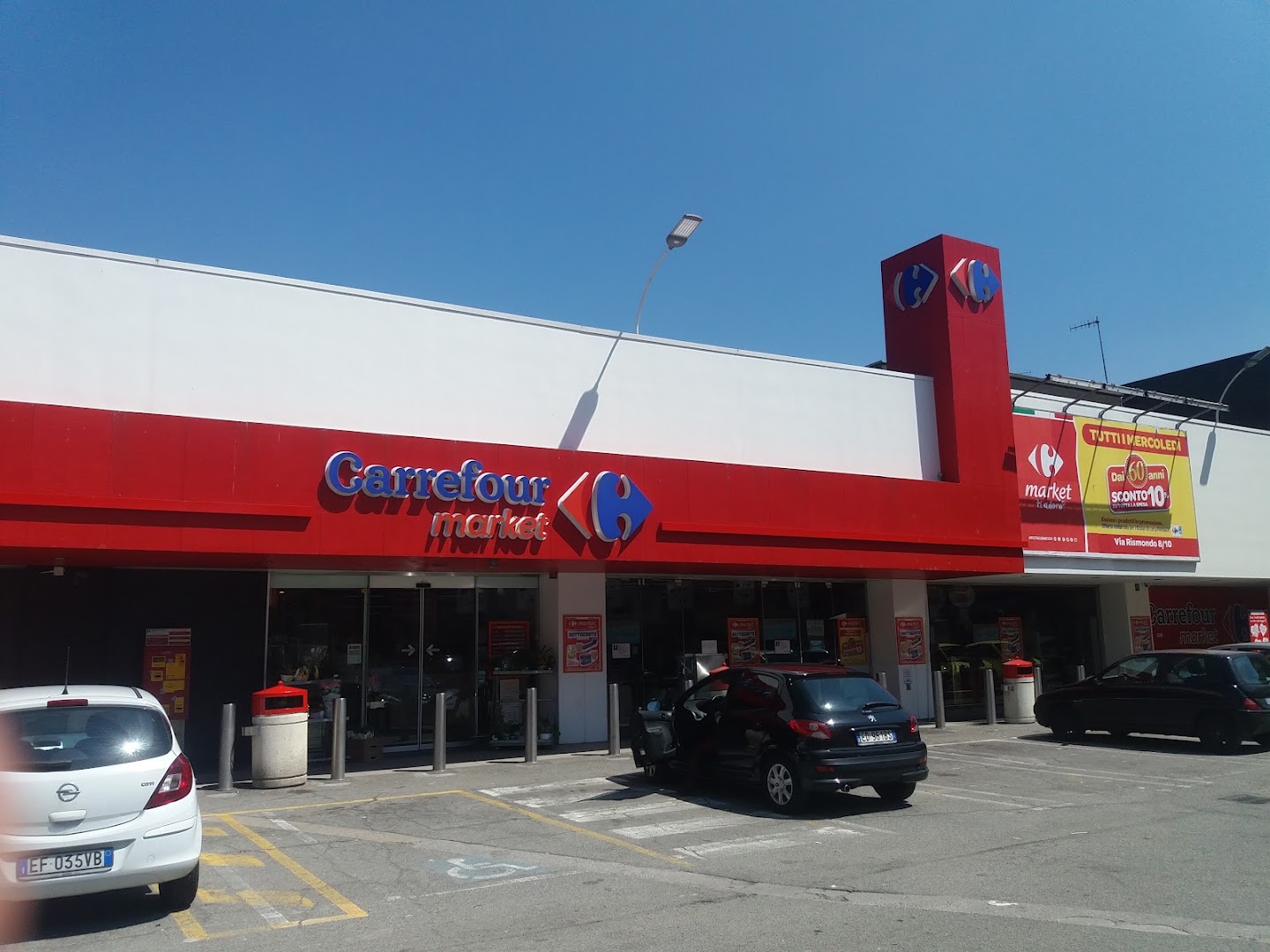 Carrefour Contact