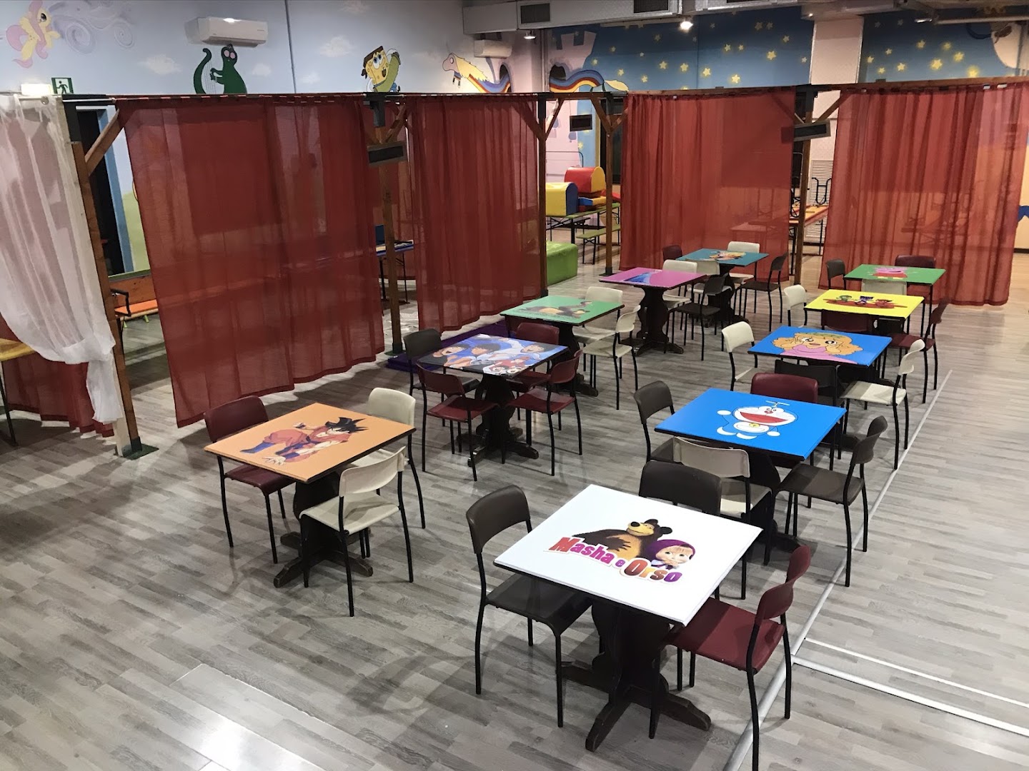 Cartoon Village - Il Parco Giochi, Bar e Tavola Calda per famiglie a Nerviano