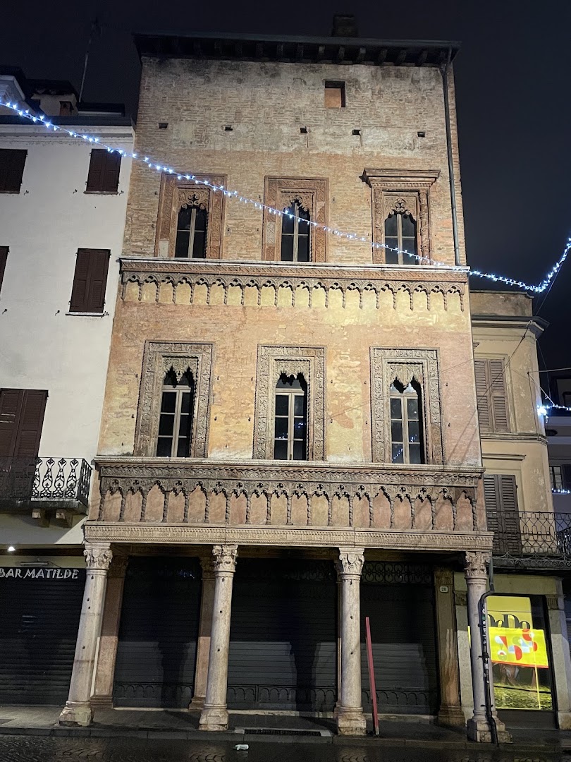 Casa del Mercante