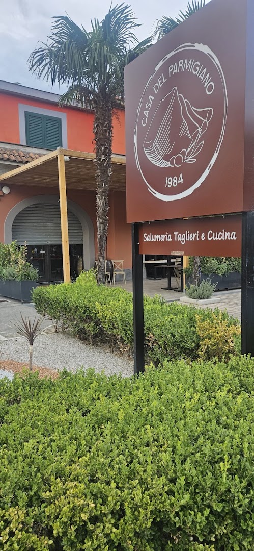 Casa Del Parmigiano 1984 salumeria taglieri e cucina
