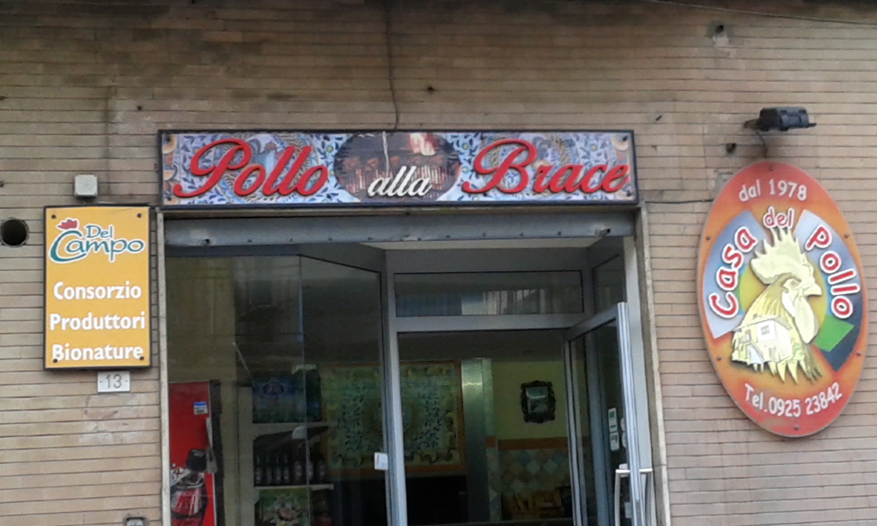 Casa Del Pollo