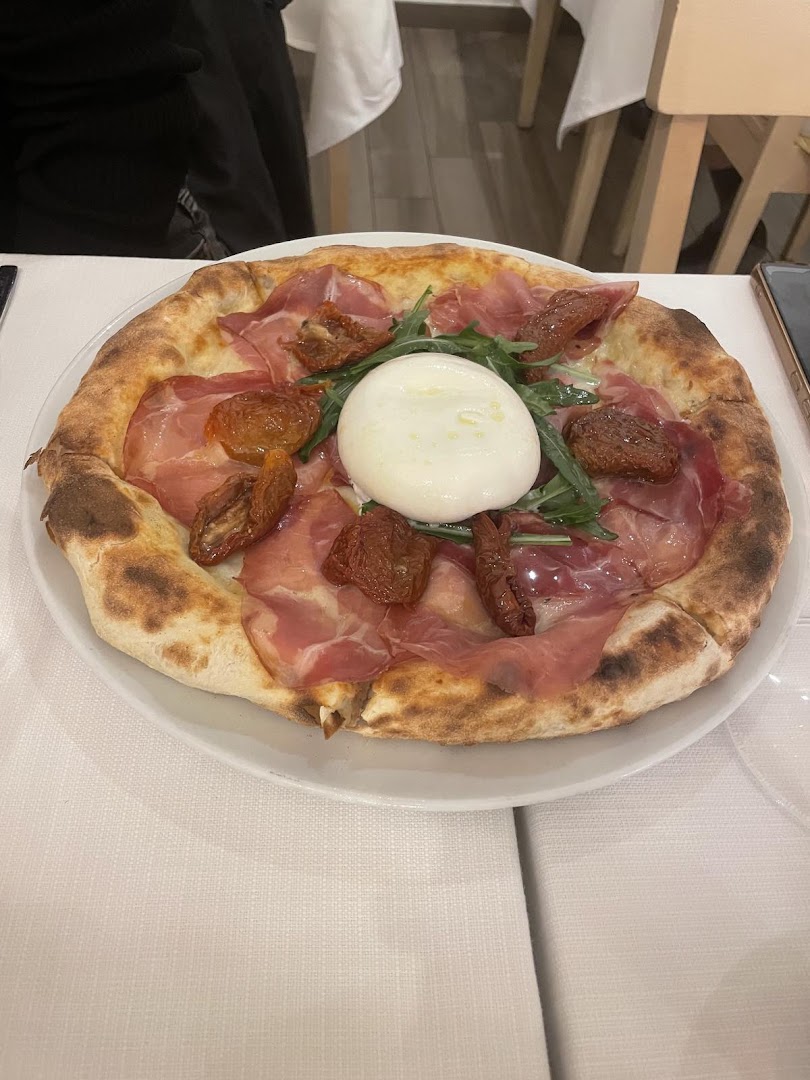Casa Mia | Trattoria Pizzeria