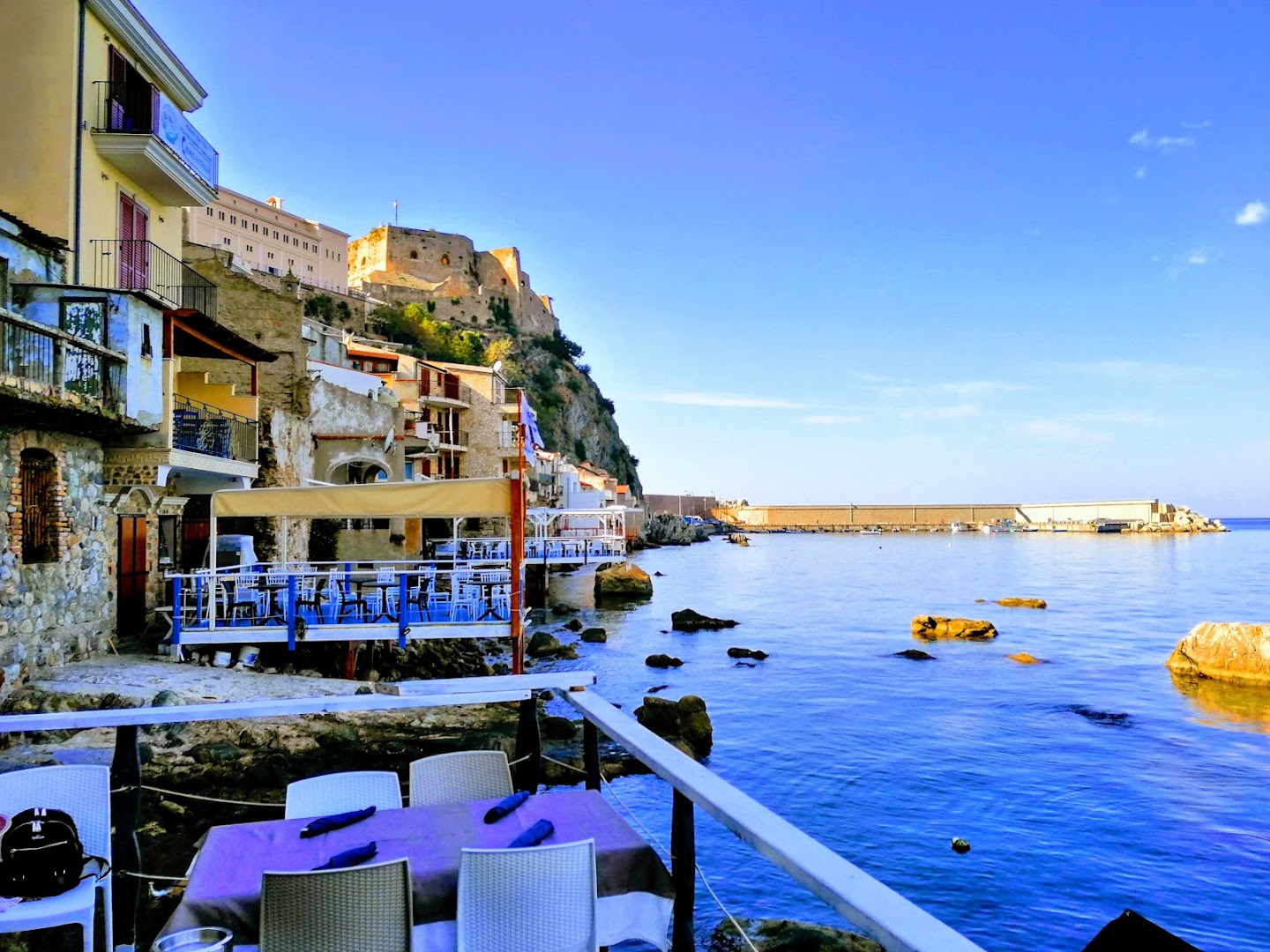 Casa Vela | Wine Bar, Bistrot, B&B a Chianalea di Scilla