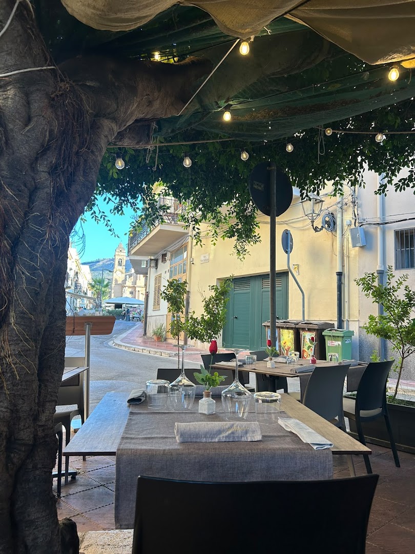 Casabianca Restaurant