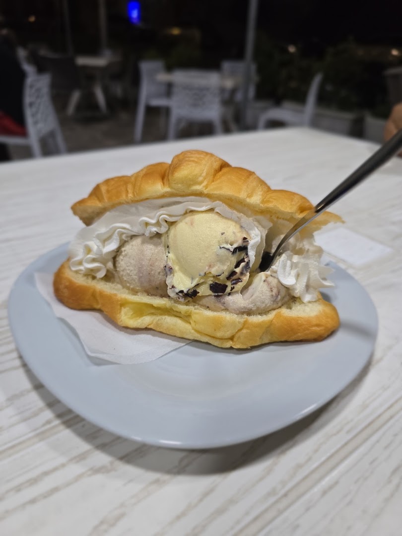 Casablanca cafe' girifalco, Girifalco