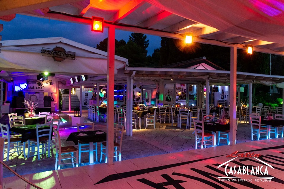 Casablanca garden bar