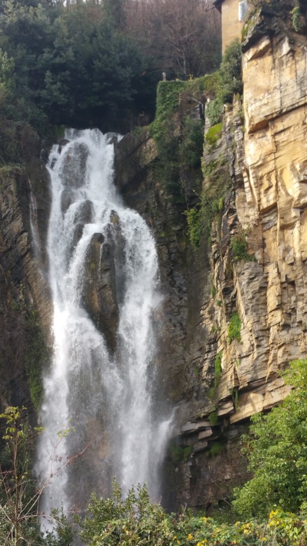 Cascata del Torrente Pizzallo, Moltrasio