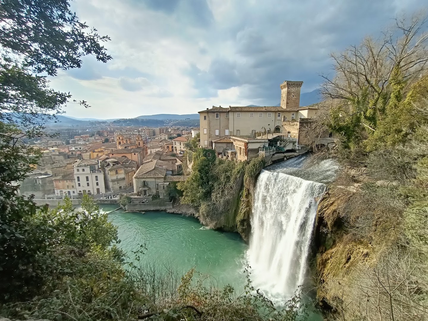 Cascata di Isola del Liri, Isola del Liri