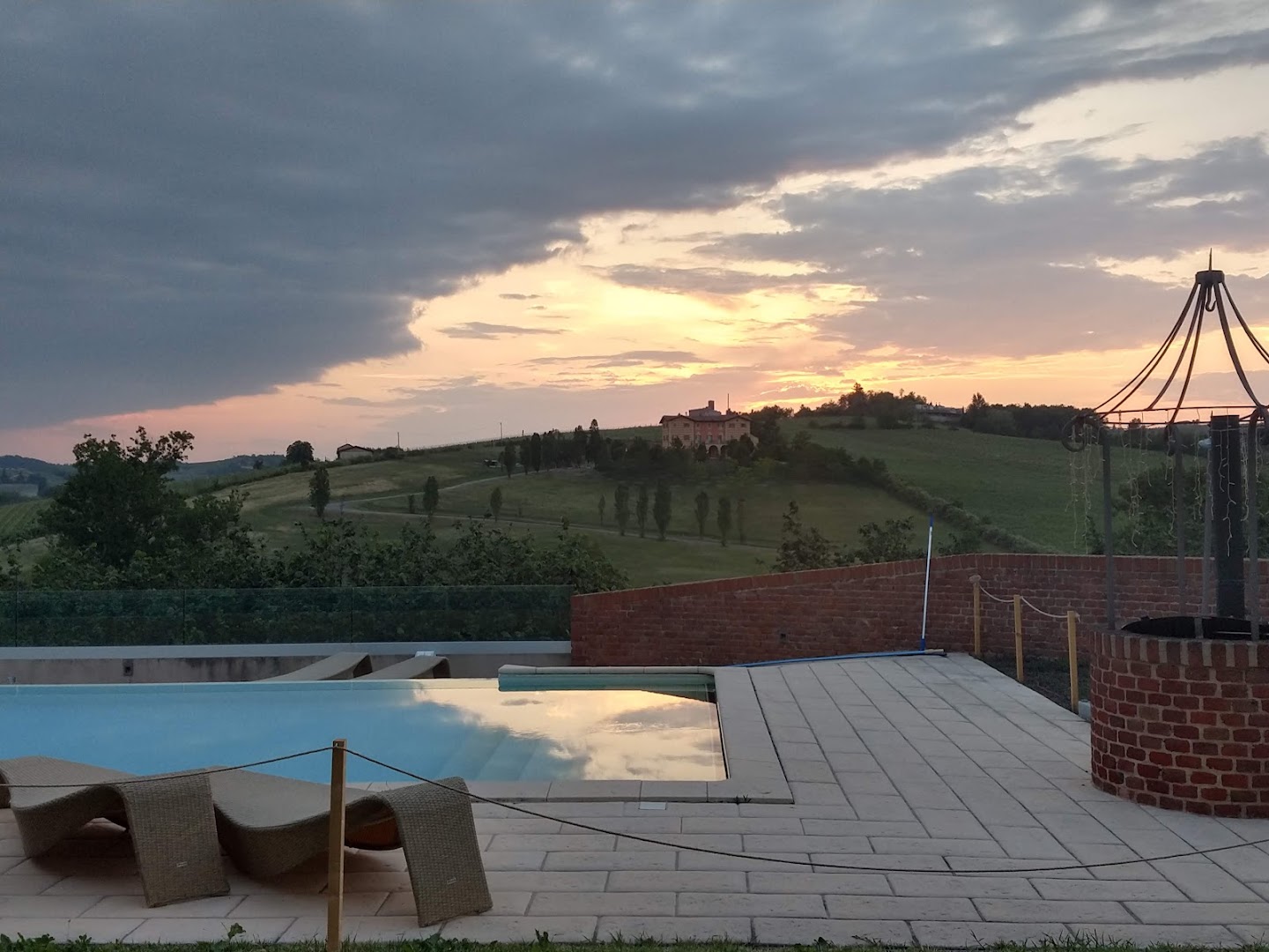 Cascina Faletta - Ristorante - B&B - Wine Tasting