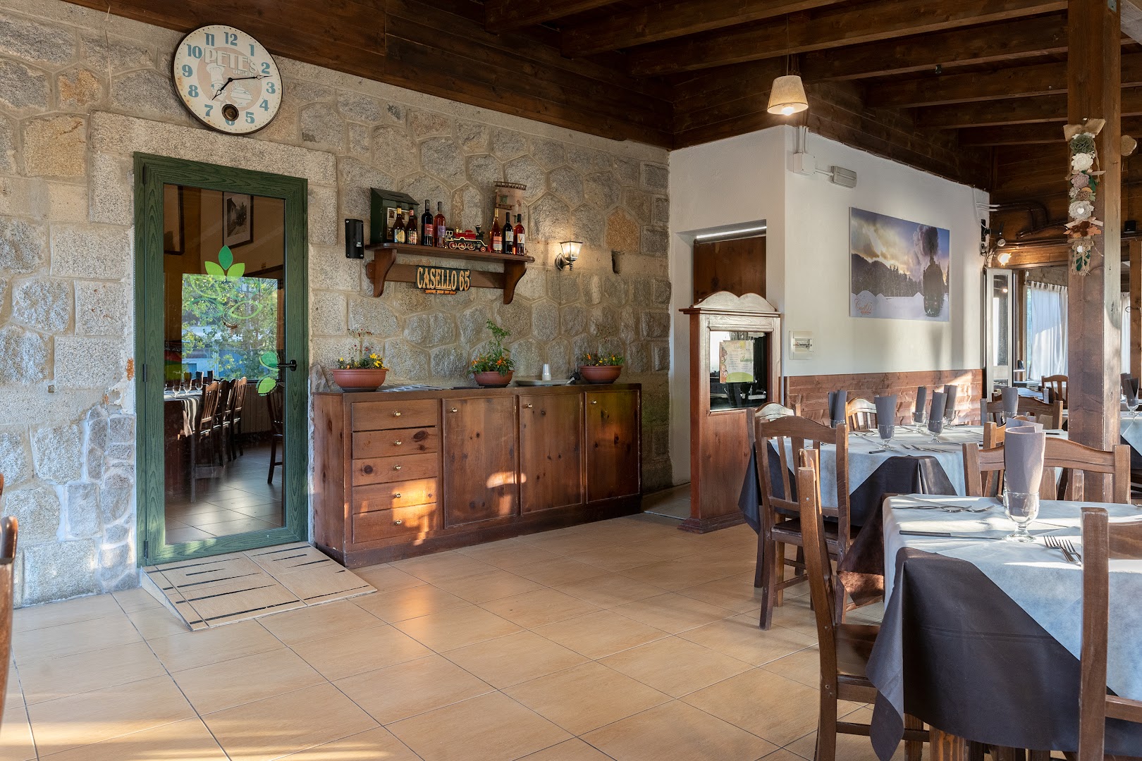 Casello 65 Ristorante Pizzeria Pinseria Griglieria Pizza Taxi Paninoteca