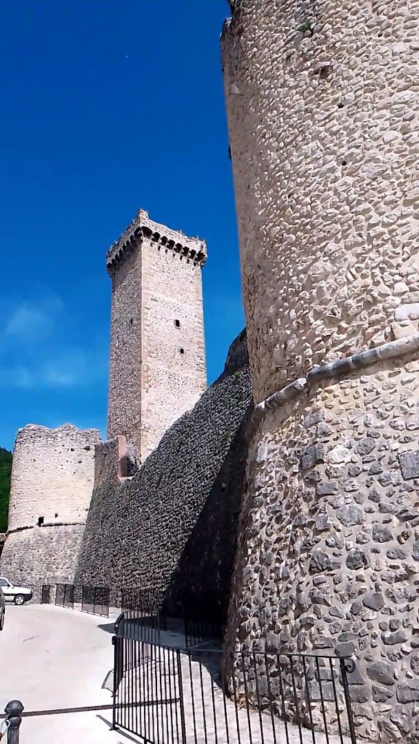 Castello Caldora