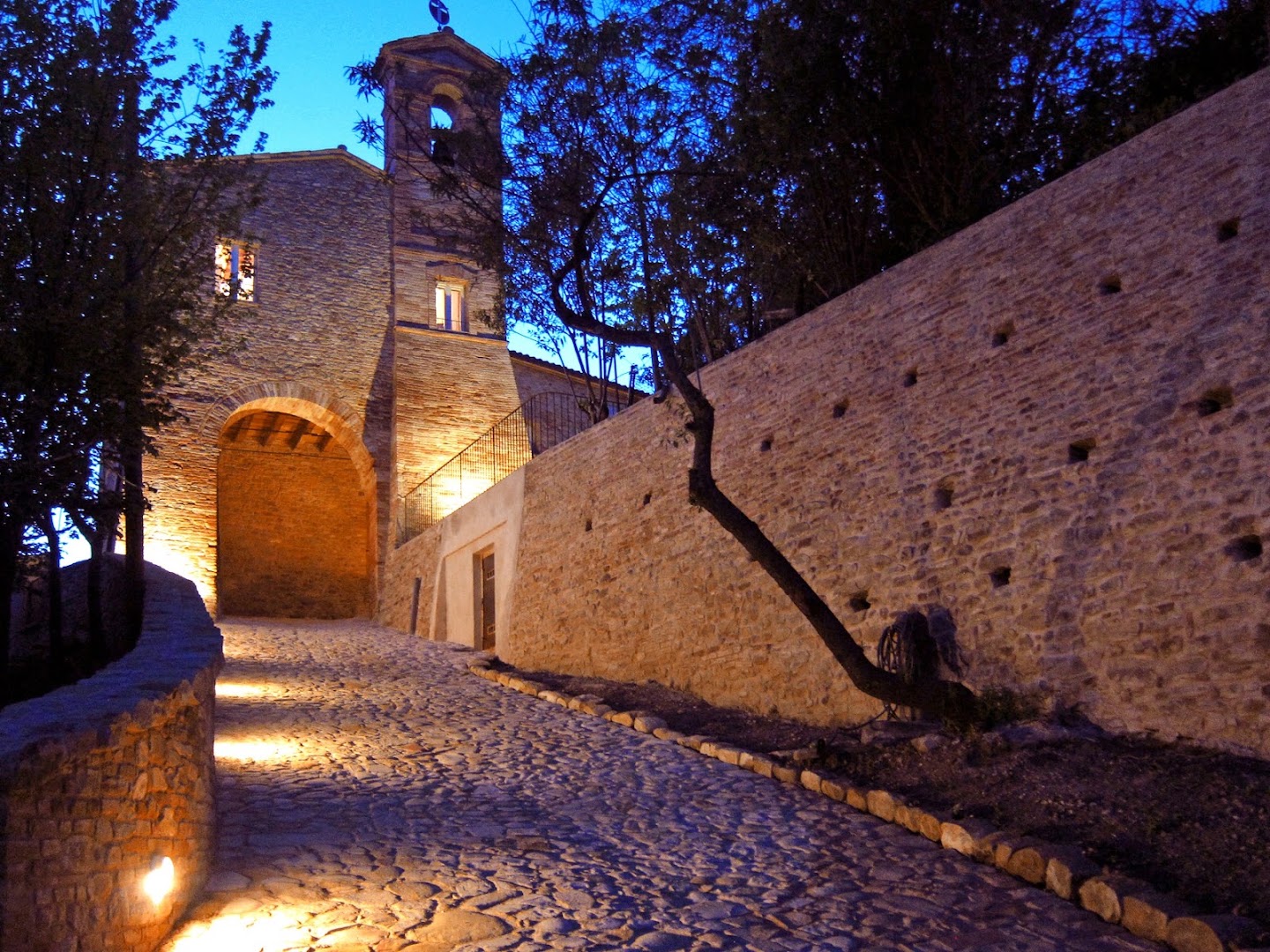 Castello di Granarola