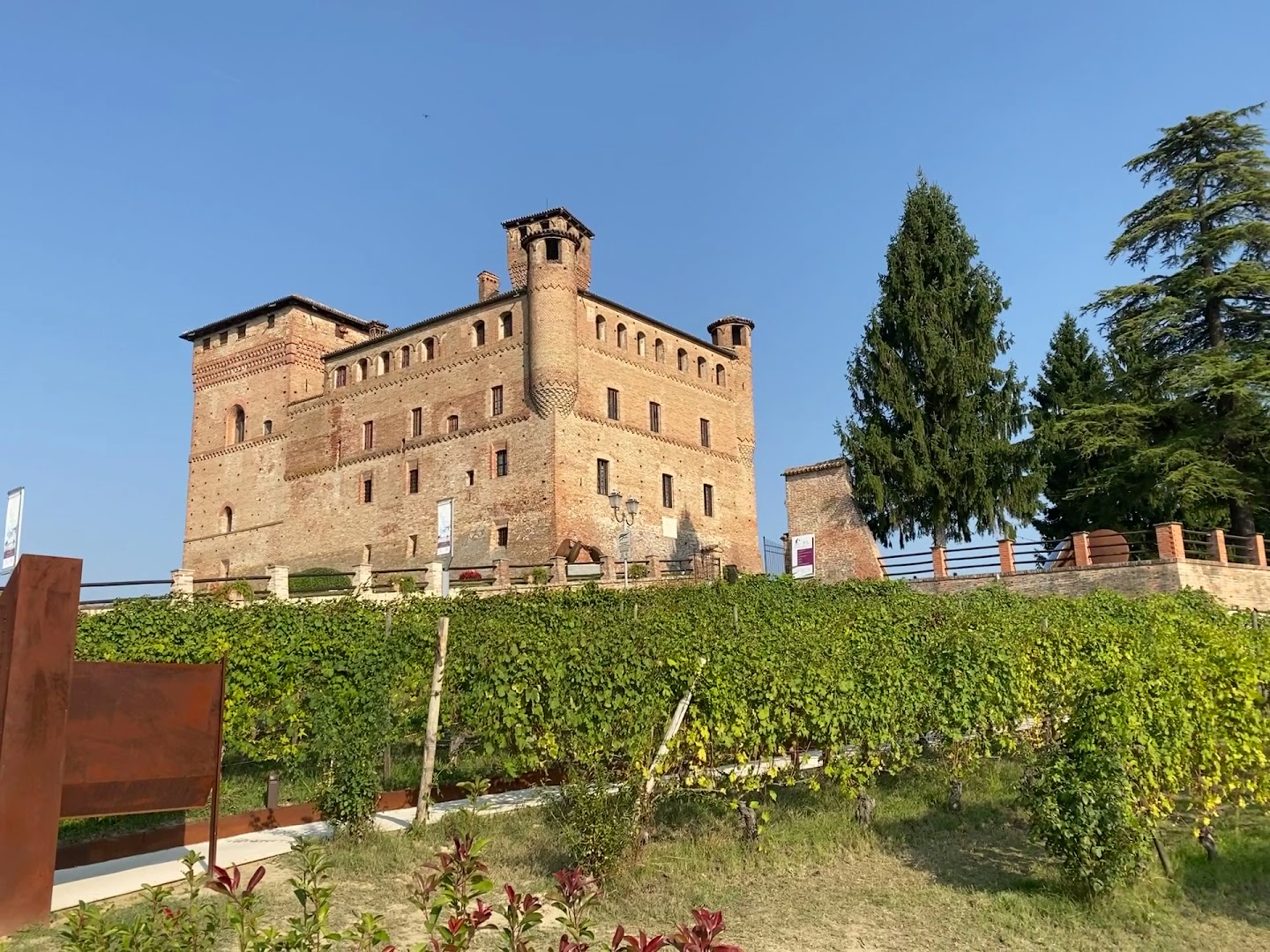 Castello di Grinzane Cavour