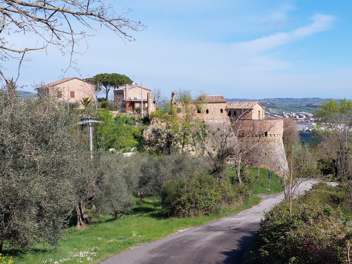 Castello di Montelabbate