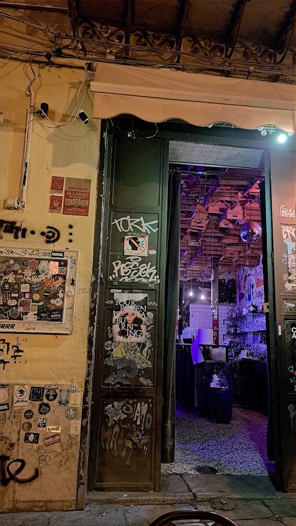 Castigamatti Dischi e Bar