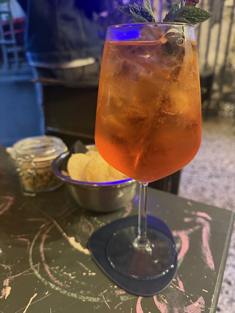 Castigamatti Dischi e Bar