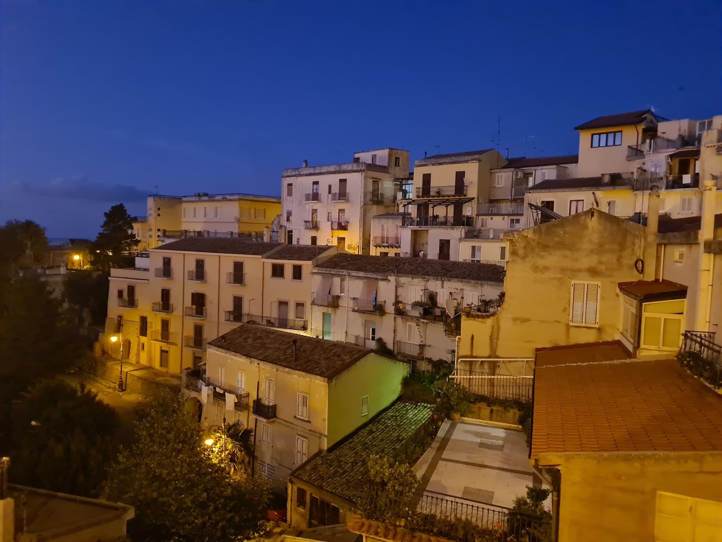 Castropub ( Trattoria-Pizzeria-Pub-Birreria )