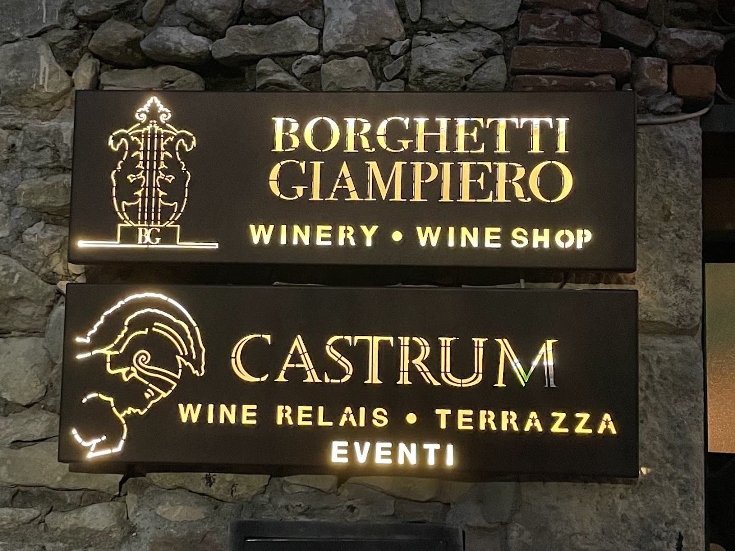 Castrum Wine Bar & Bistro