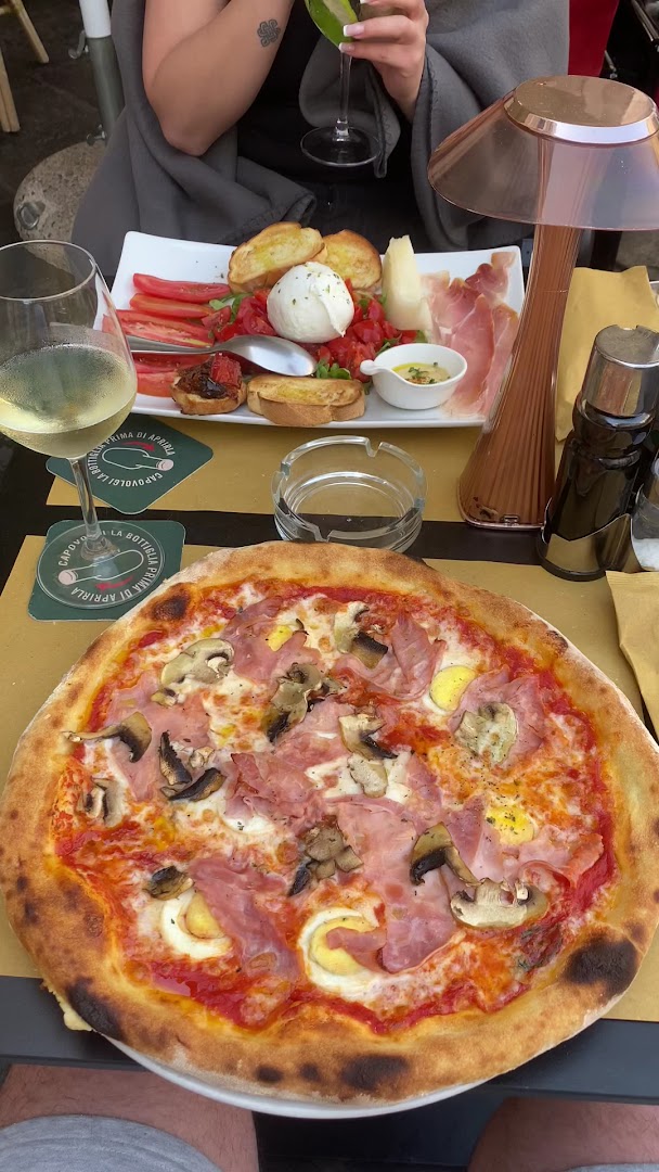 Catania Social Club | Ristorante Pizzeria Cocktail Bar