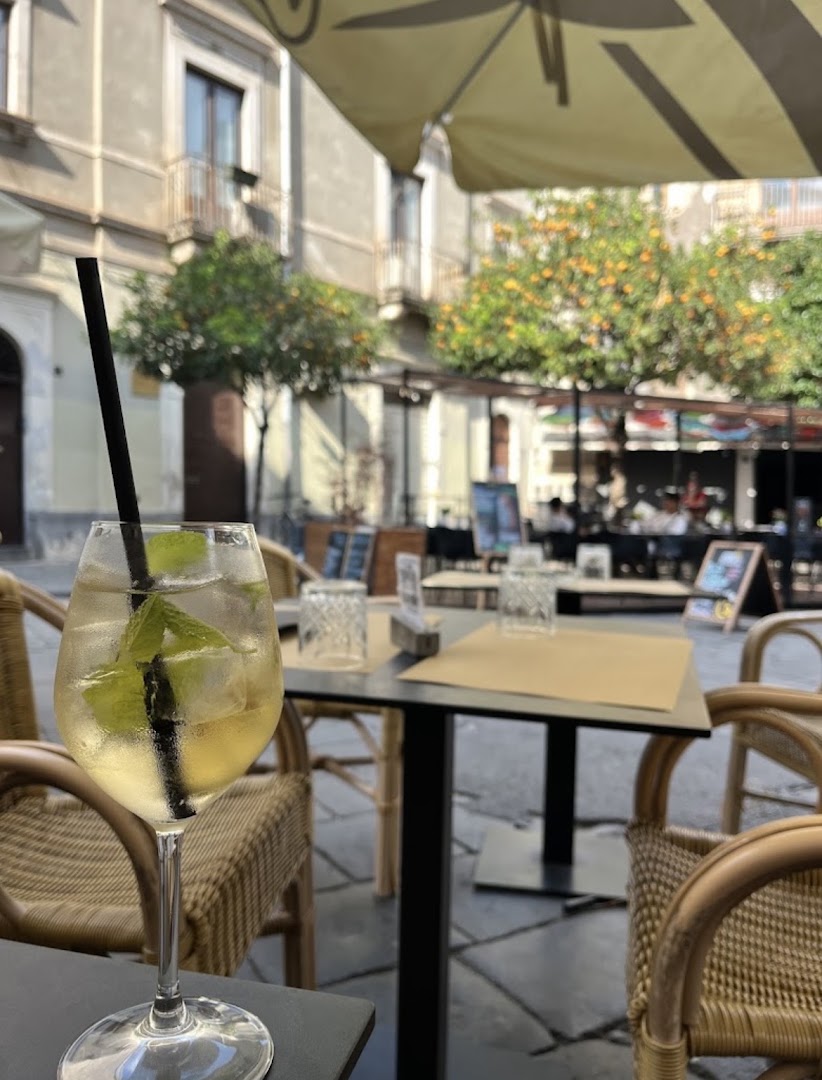 Catania Social Club | Ristorante Pizzeria Cocktail Bar