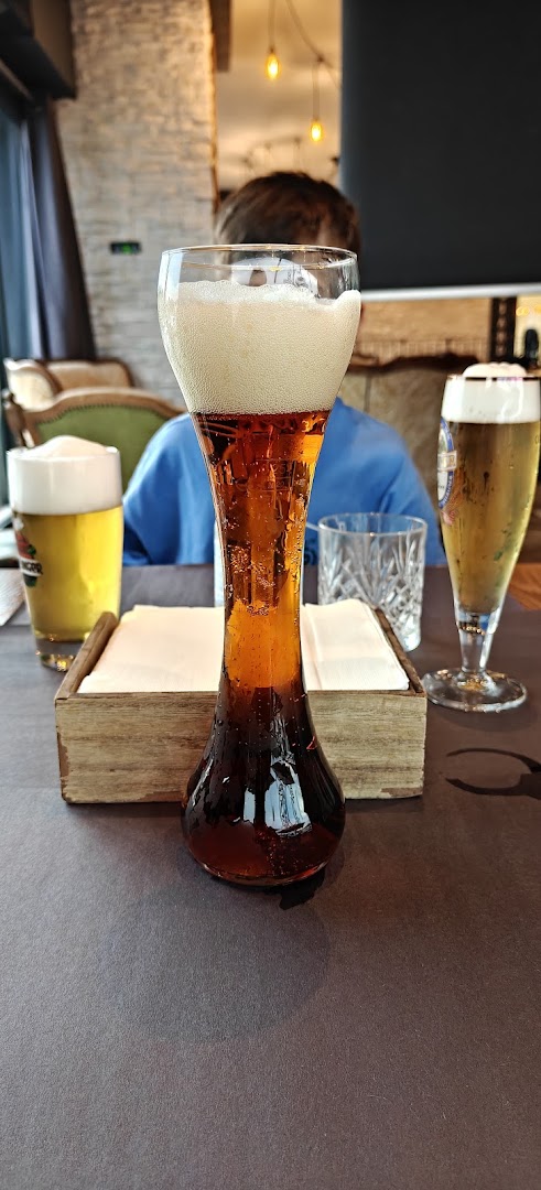 Caten Pub