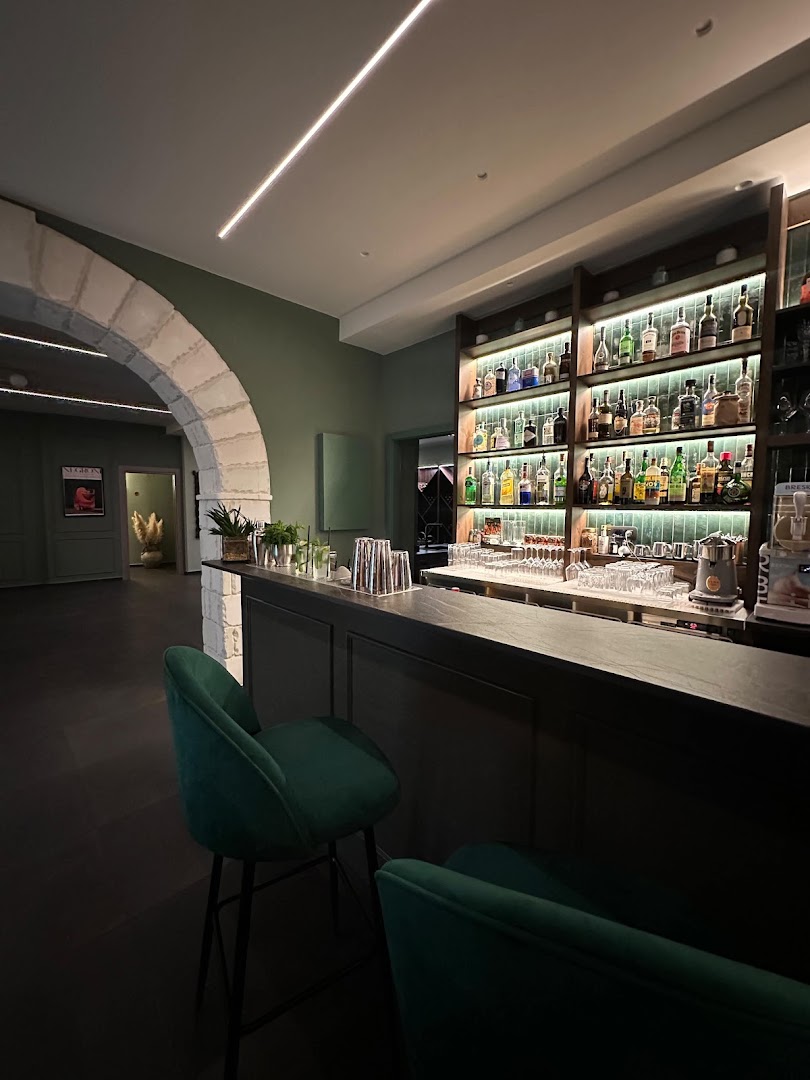Caterina - Colazione-Ristorante-Cocktail Bar