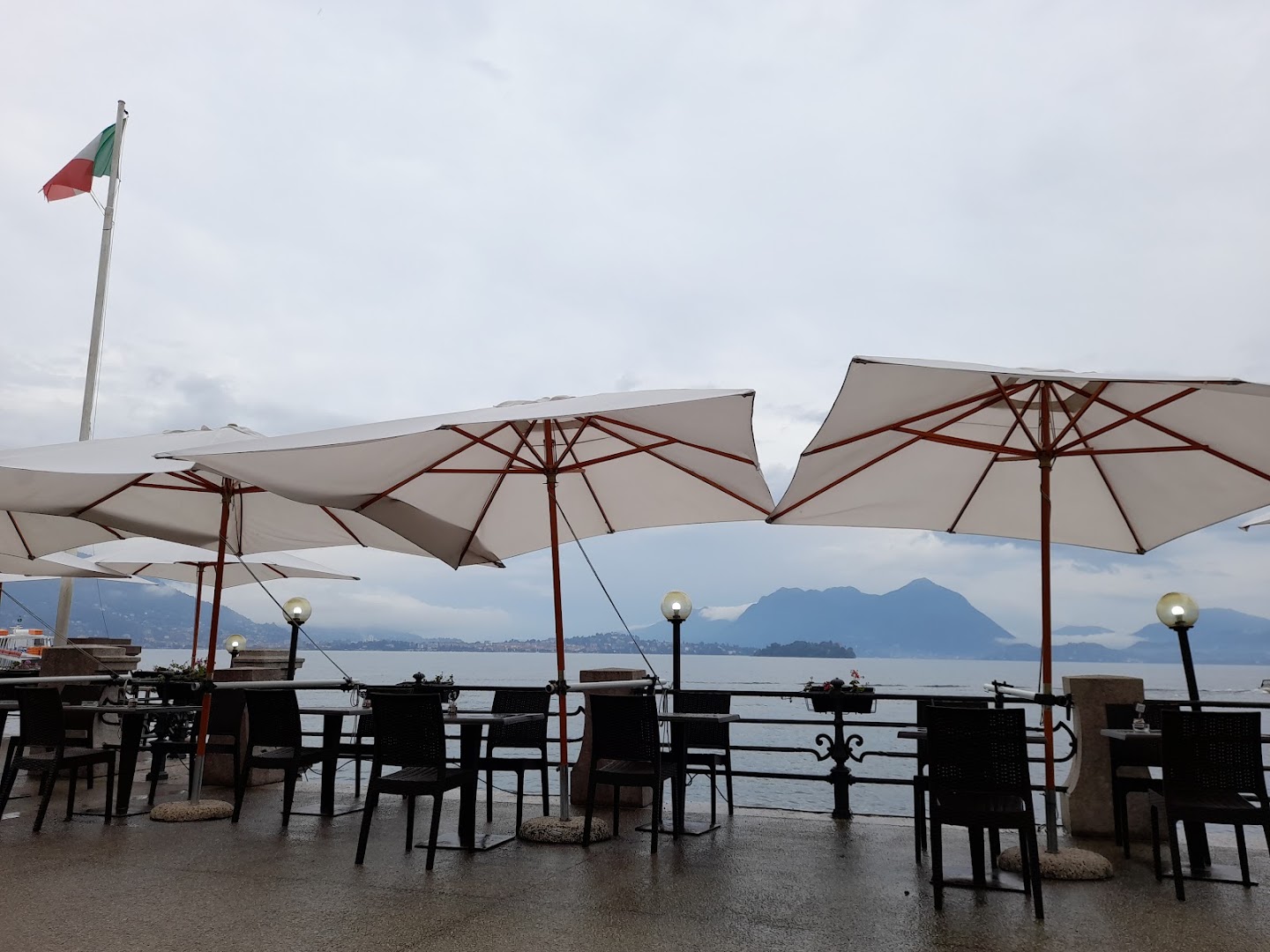 Cava Drink & Restaurant
