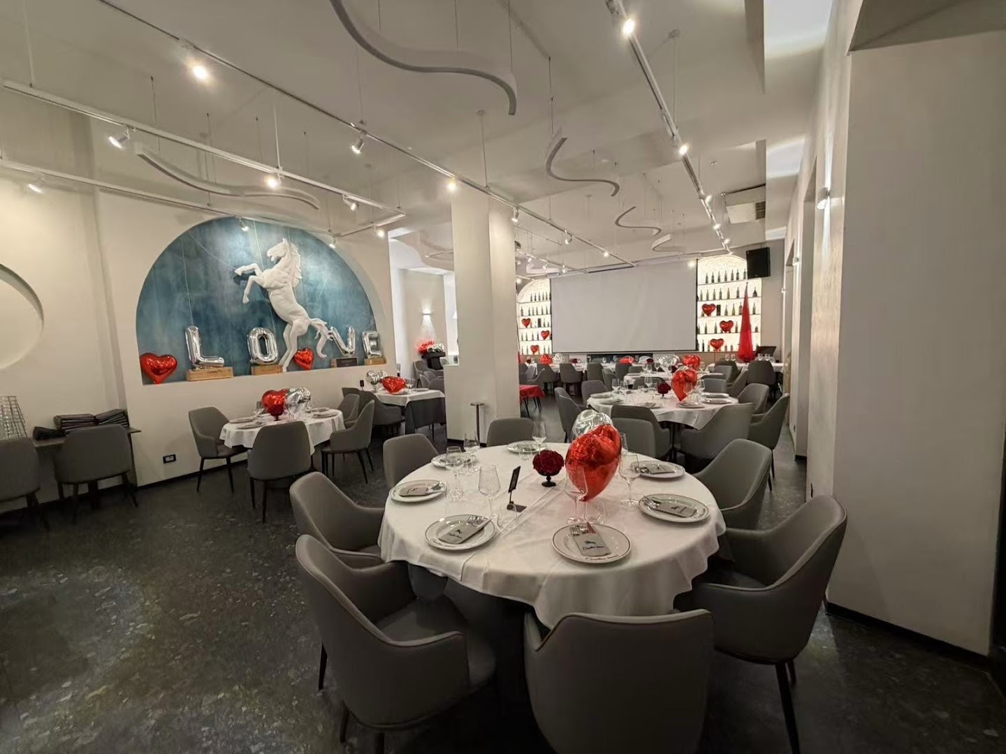 Cavallino Bianco Ristorante | 白马西餐厅